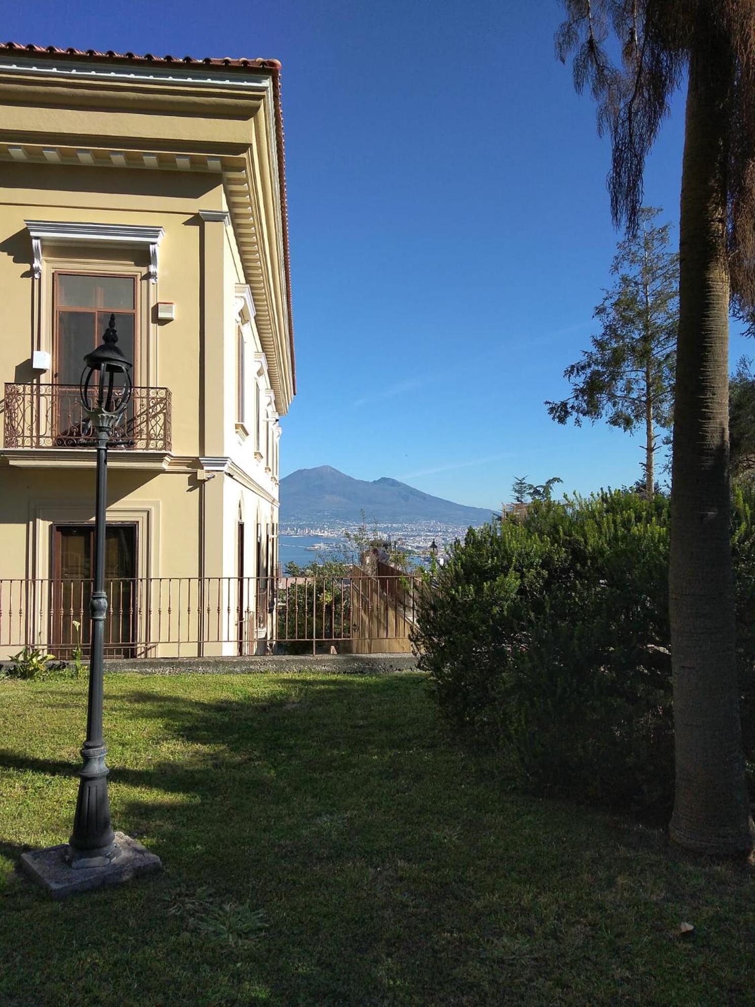Villa Pellicano -Il Nido Castellammare di Stabia Luaran gambar